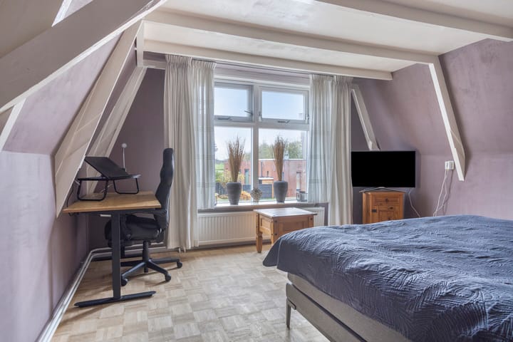 Photo 37 of Foarwei 112