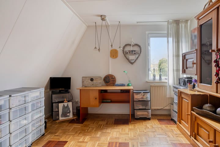 Photo 39 of Foarwei 112