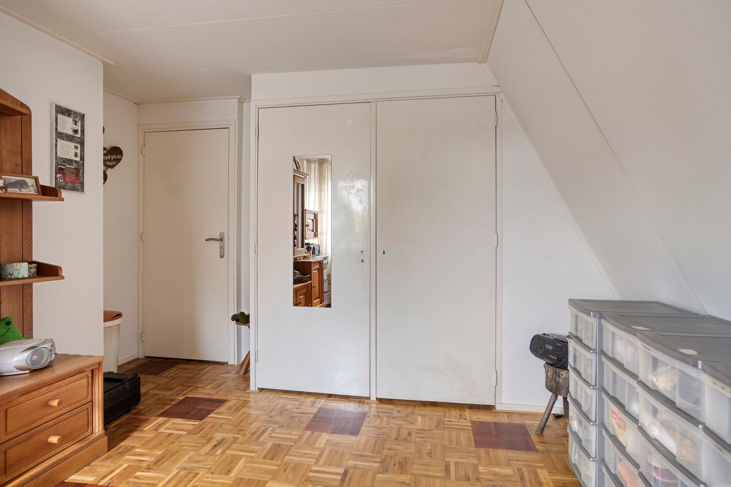 Photo 40 of Foarwei 112