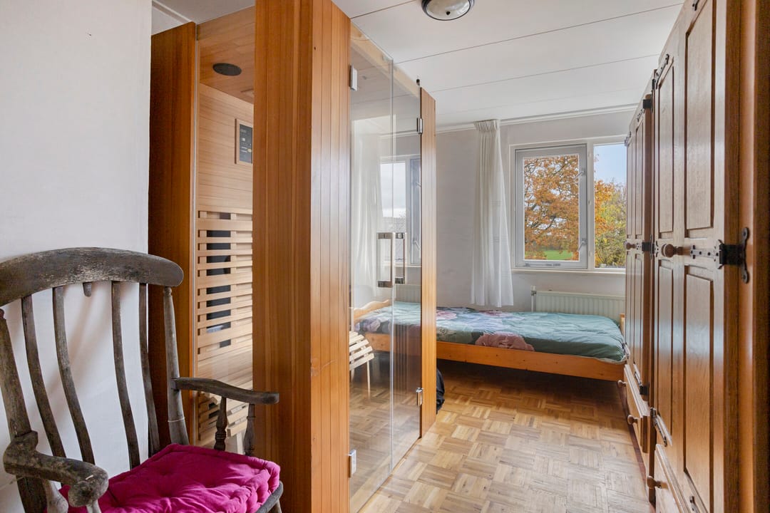 Photo 41 of Foarwei 112