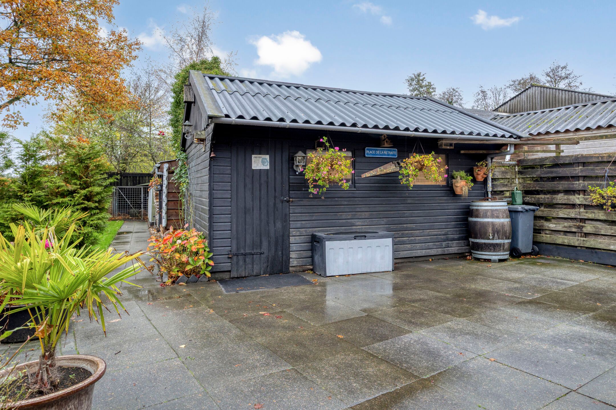 Photo 48 of Foarwei 112