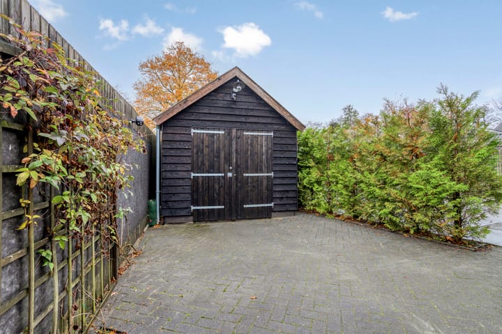 Photo 49 of Foarwei 112