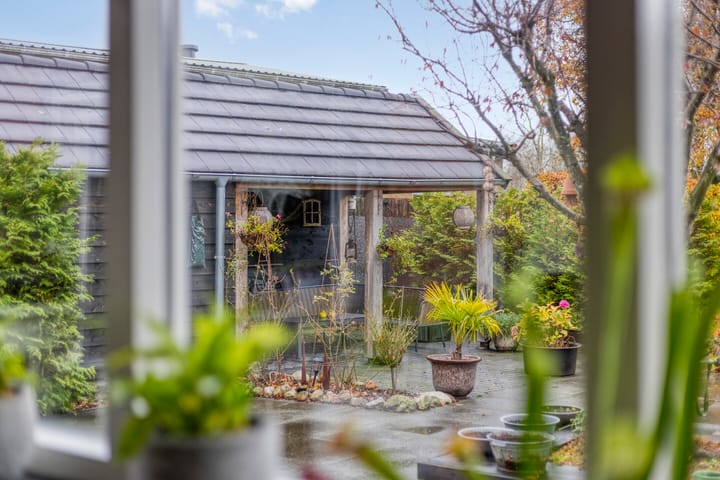 Photo 52 of Foarwei 112