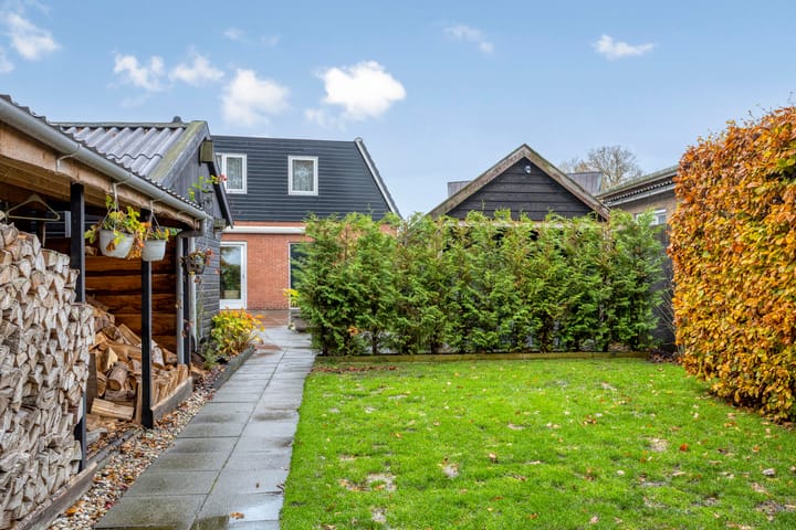 Photo 54 of Foarwei 112