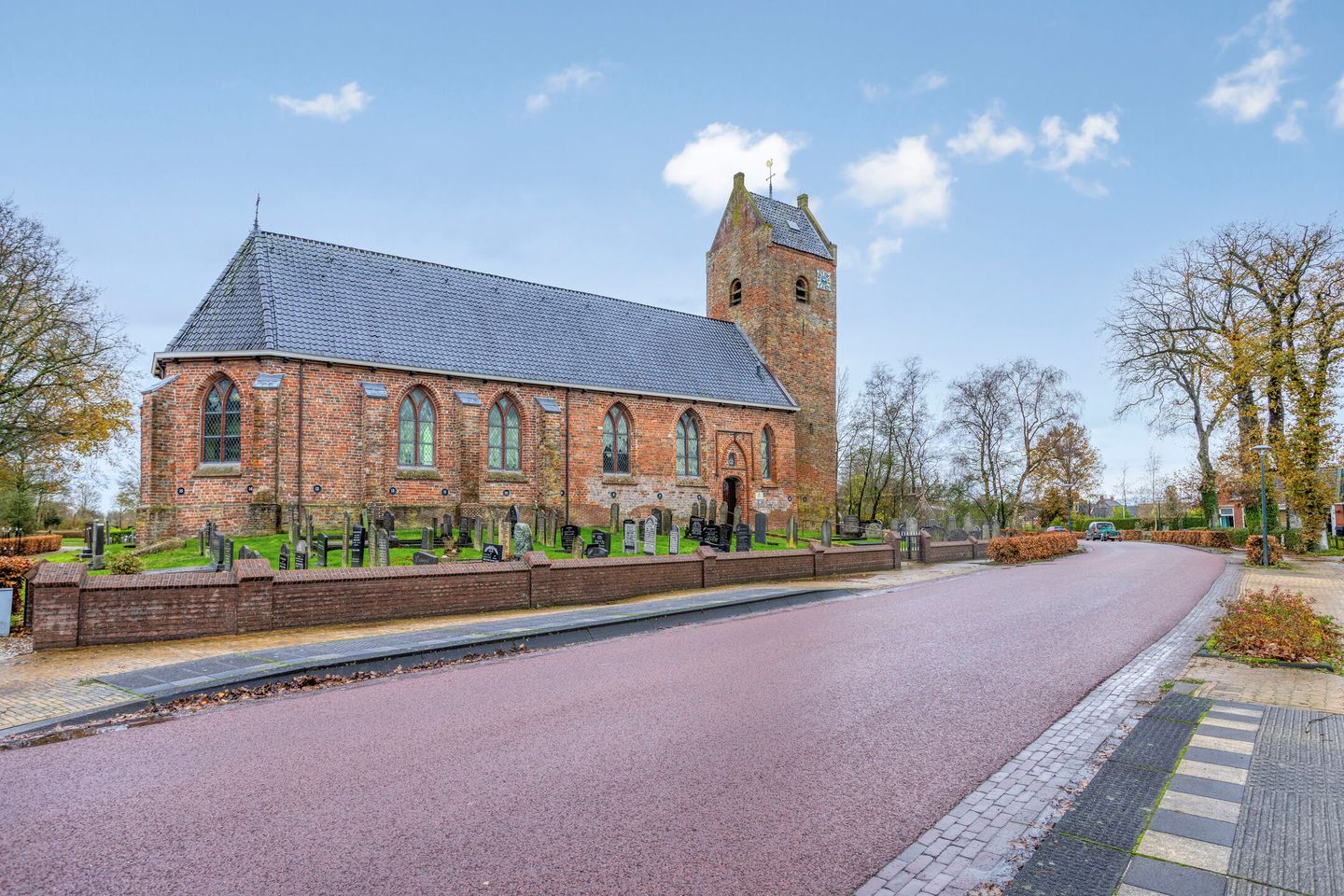 Photo 64 of Foarwei 112