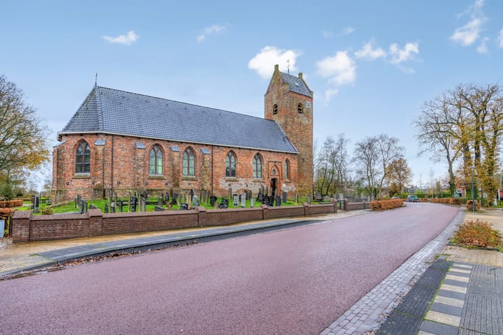 Photo 64 of Foarwei 112