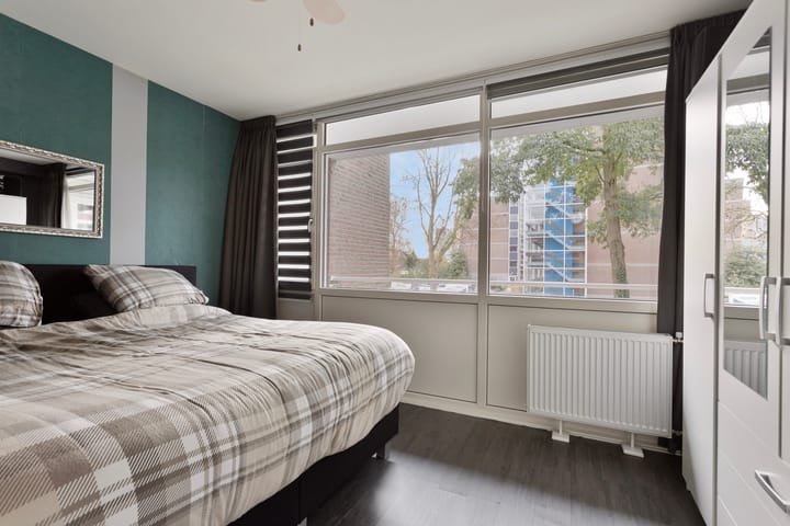 Foto 12 van Plutolaan 337