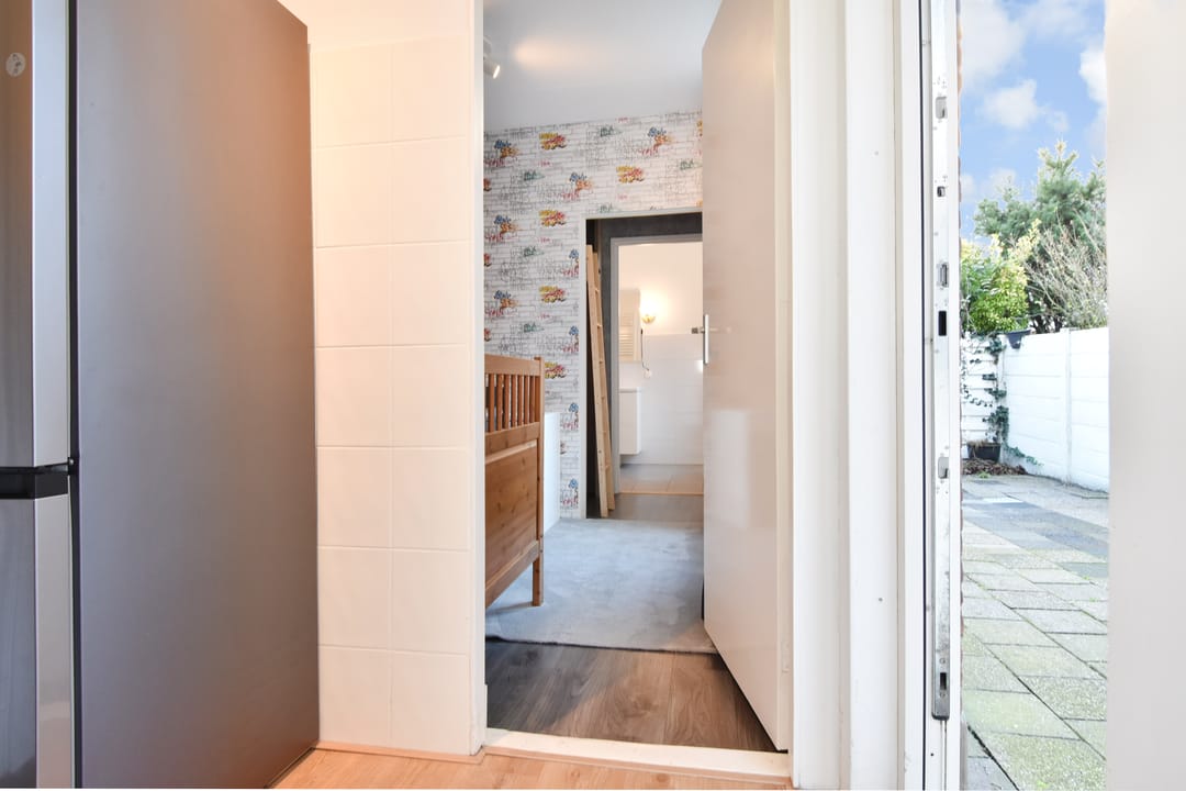 Photo 8 of Willem Beukelszoonstraat 26