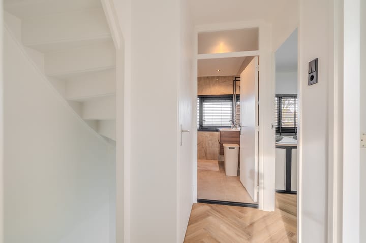 Photo 33 of Berkelstraat 20