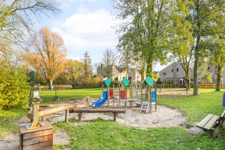 Photo 26 of Van der Grondenmarke 48