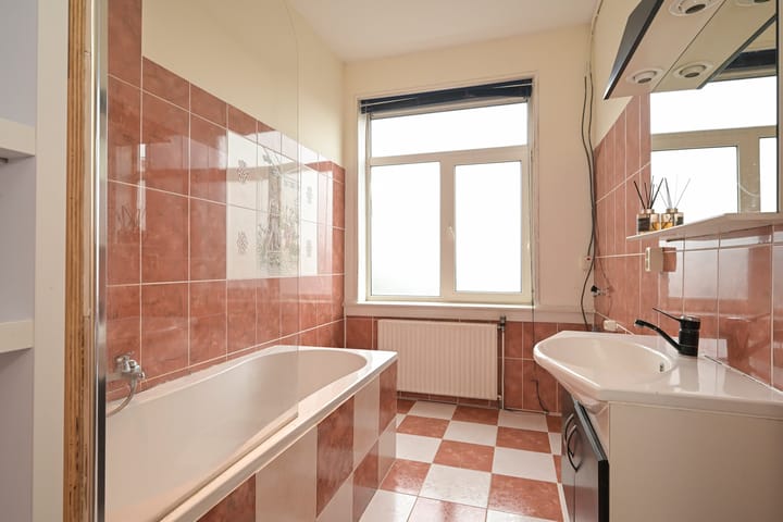 Foto 4 van Tholensestraat 159