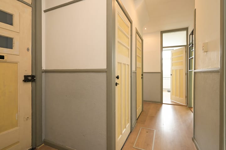 Foto 11 van Tholensestraat 159