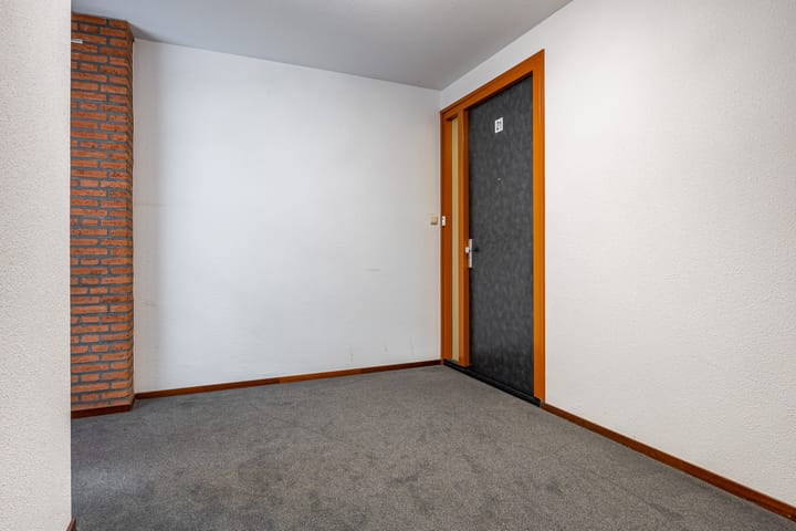 Photo 6 of Koolhovenstraat 21