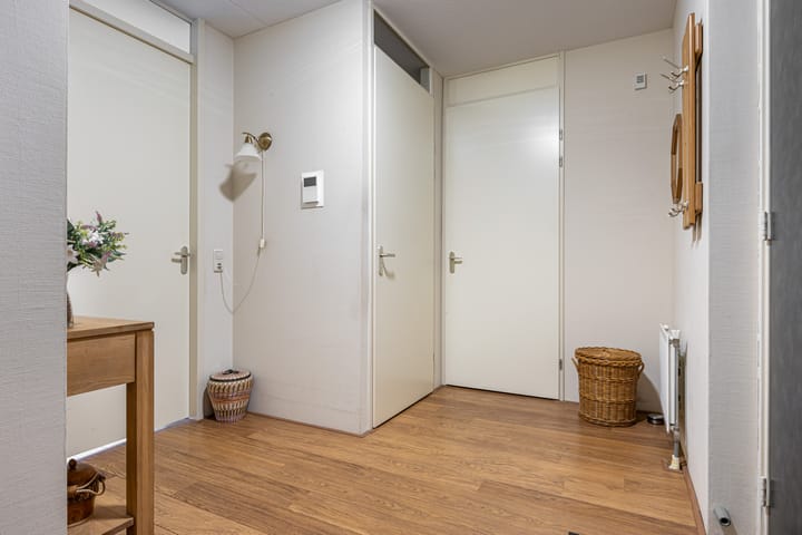 Photo 24 of Koolhovenstraat 21