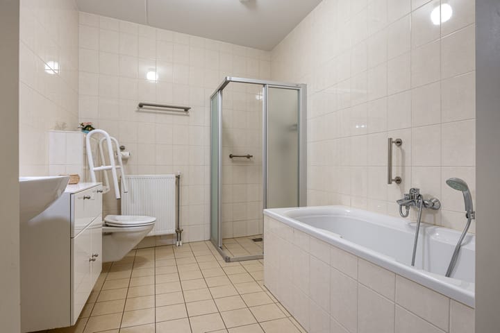 Photo 33 of Koolhovenstraat 21