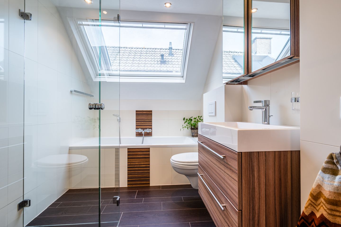 Foto 44 van Rhônelaan 7