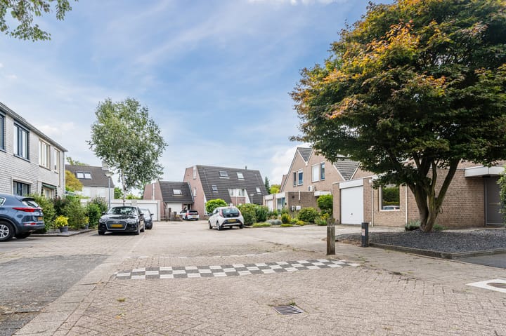 Foto 55 van Rhônelaan 7