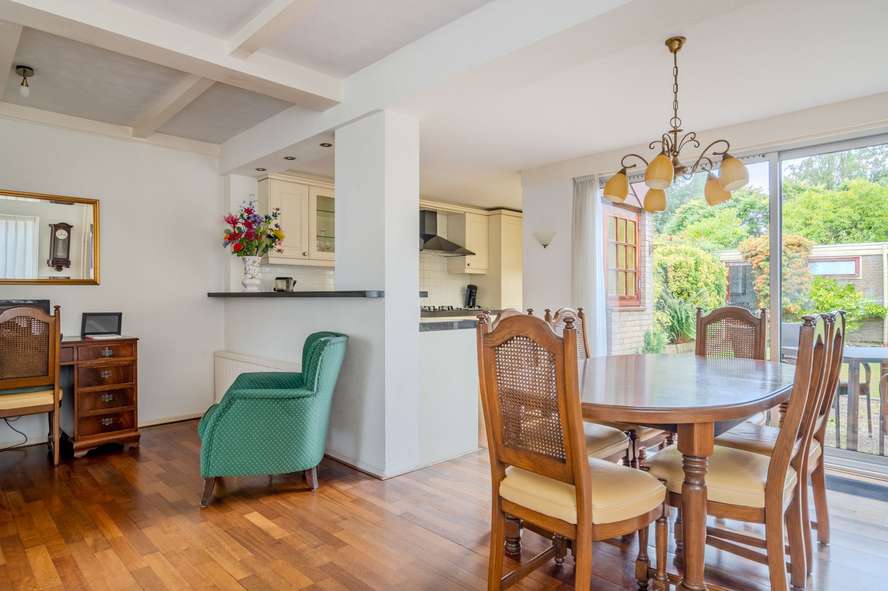 Foto 12 van Meidoornlaan 5