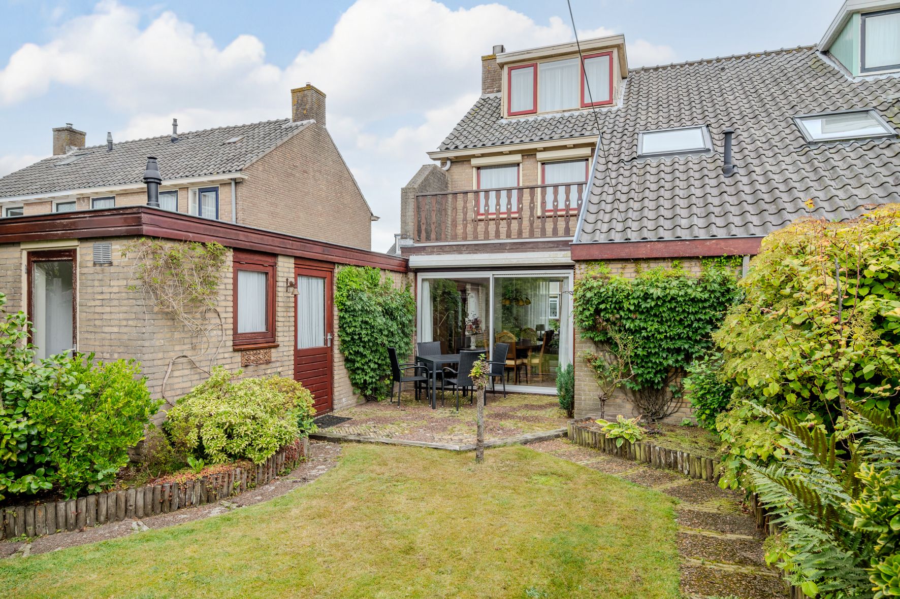 Foto 33 van Meidoornlaan 5