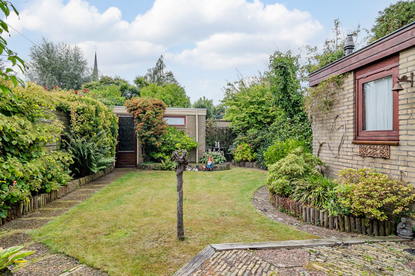 Foto 35 van Meidoornlaan 5