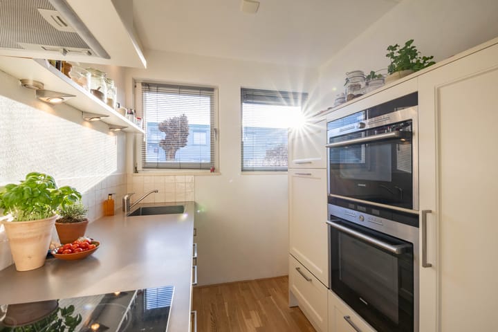 Photo 3 of Kromhoutstraat 15-A