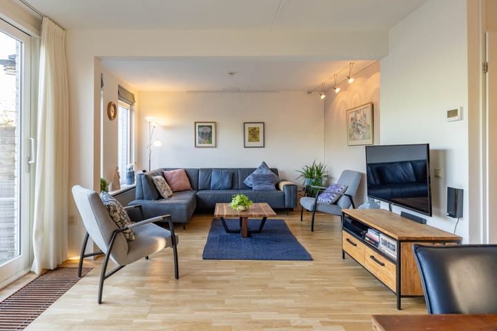 Photo 16 of Kromhoutstraat 15-A