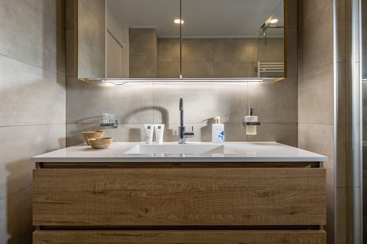 Photo 34 of Kromhoutstraat 15-A