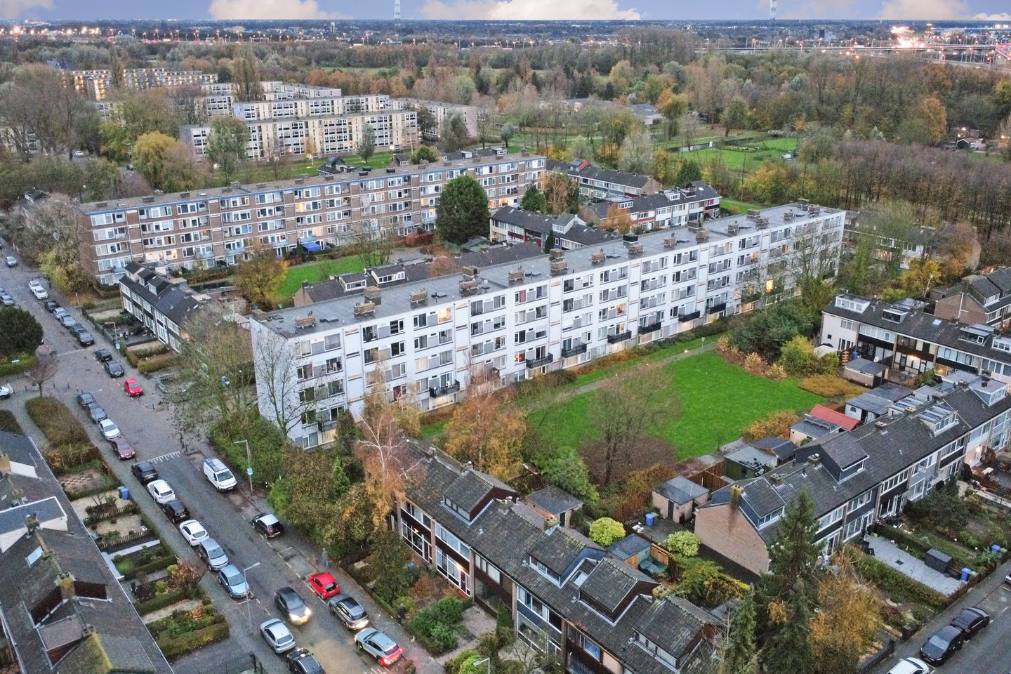 Foto 29 van Molièreweg 598