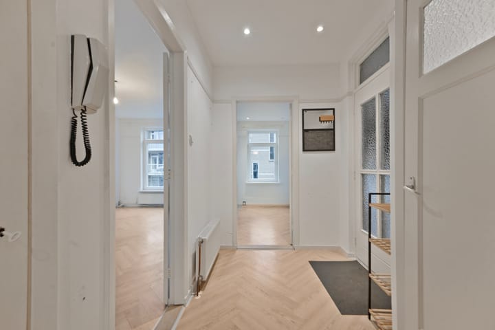 Photo 5 of Wormerveerstraat 58