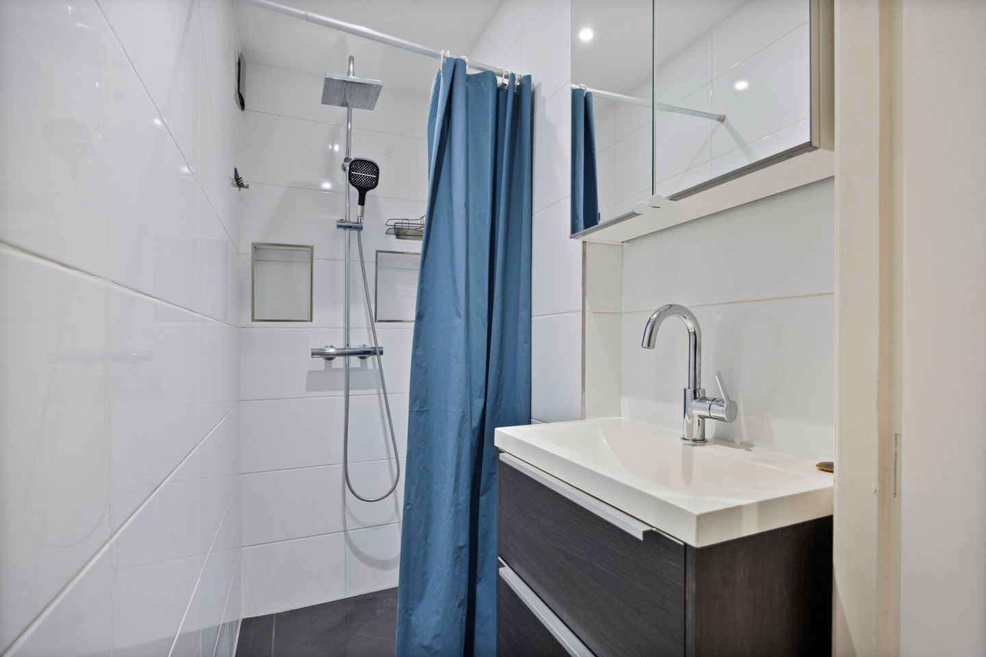 Photo 4 of Wormerveerstraat 58