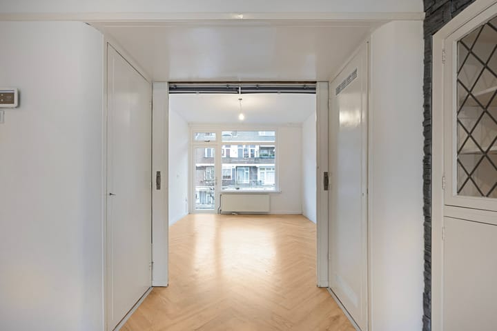 Photo 12 of Wormerveerstraat 58