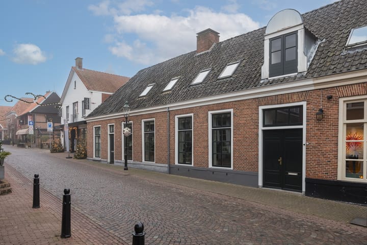 Photo 2 of Grotestraat 25