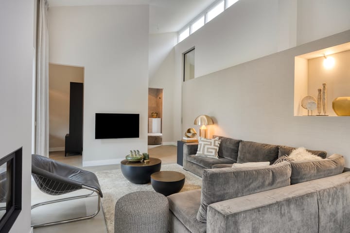 Photo 2 of Voordijk 21