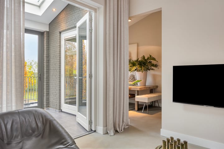 Photo 28 of Voordijk 21