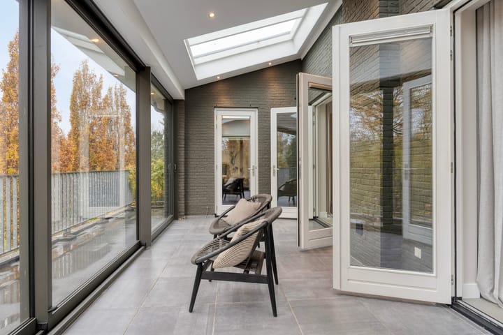 Photo 32 of Voordijk 21