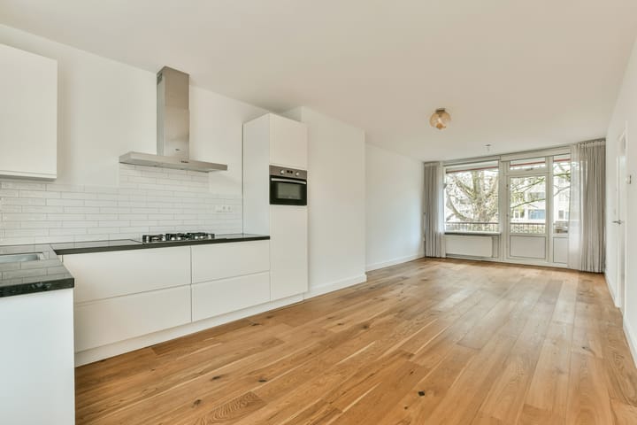 Foto 2 van Valkhof 130