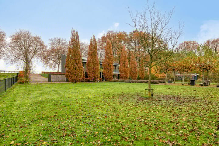 Photo 65 of Voordijk 21