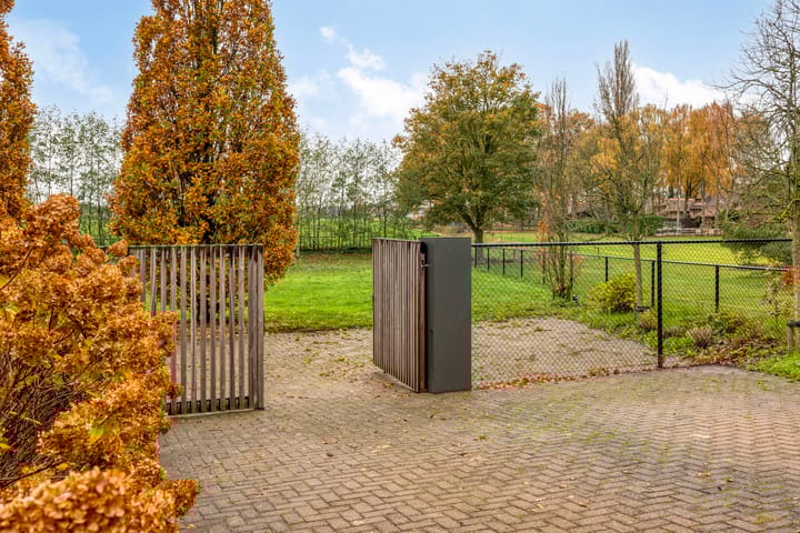 Photo 69 of Voordijk 21