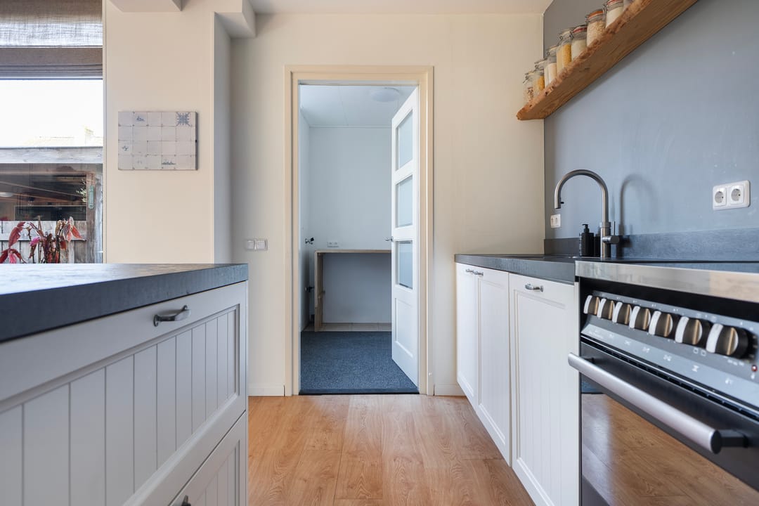 Foto 17 van Jintewarren 27