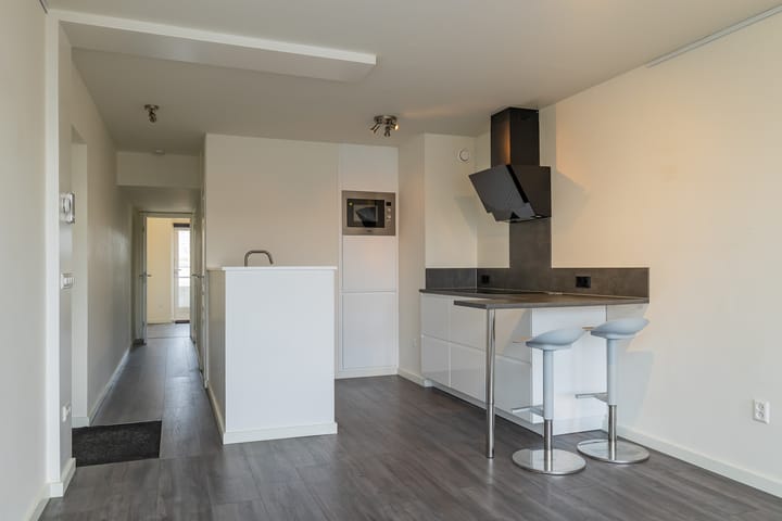 Photo 2 of Hogeweg 62-F9