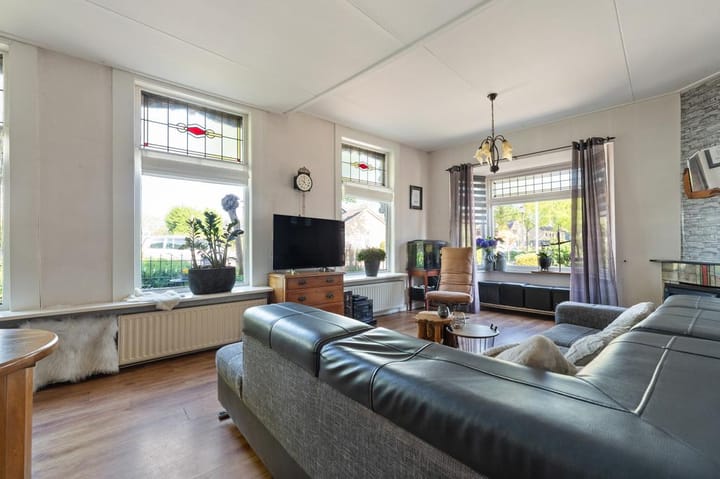 Photo 22 of Burgemeester van Engelenweg 195