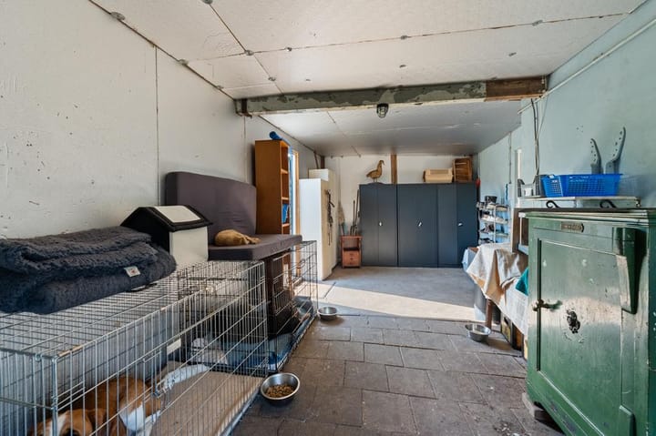 Photo 30 of Burgemeester van Engelenweg 195