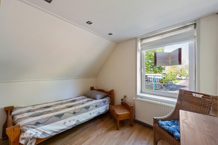 Photo 37 of Burgemeester van Engelenweg 195