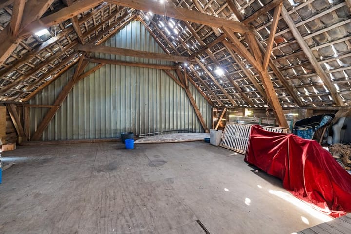 Photo 39 of Burgemeester van Engelenweg 195