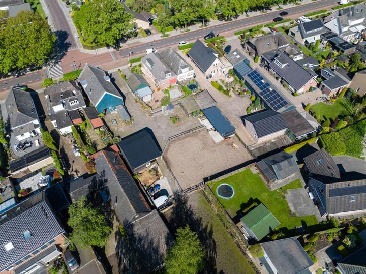 Photo 40 of Burgemeester van Engelenweg 195