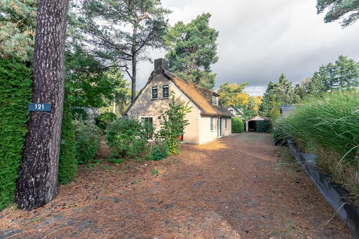 Foto 8 van Korhoenlaan 1-121