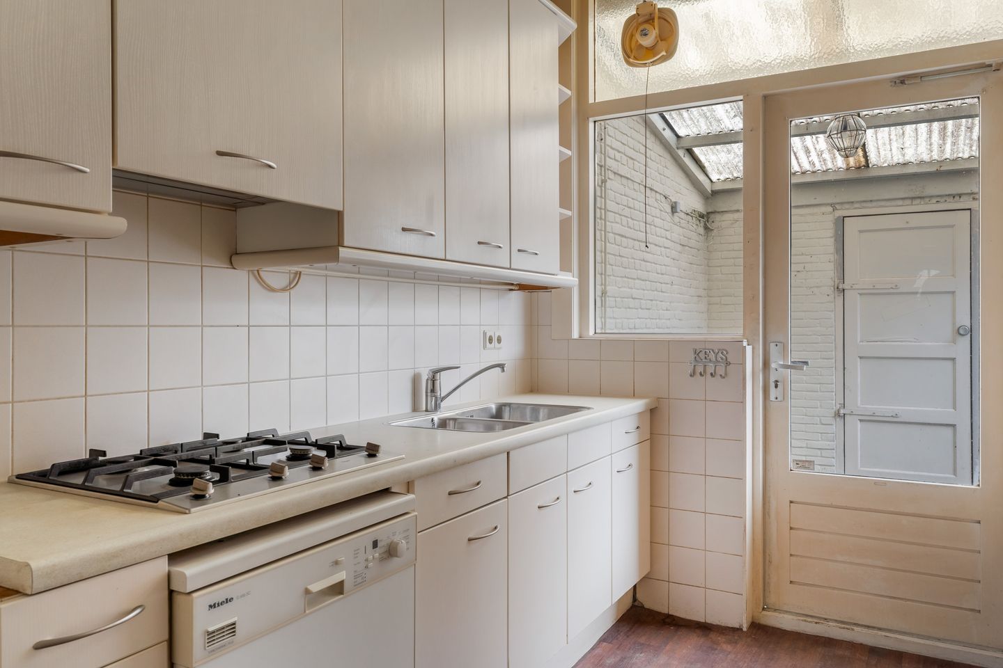 Foto 25 van Postwijkkade 11