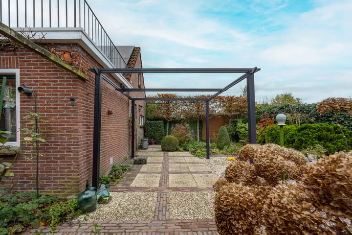 Photo 43 of Achterstraat 26