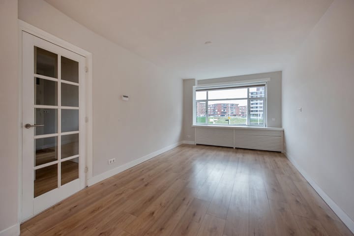 Foto 3 van Dr. Lelykade 314