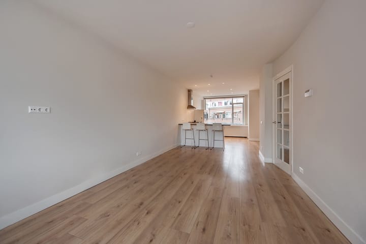 Foto 6 van Dr. Lelykade 314